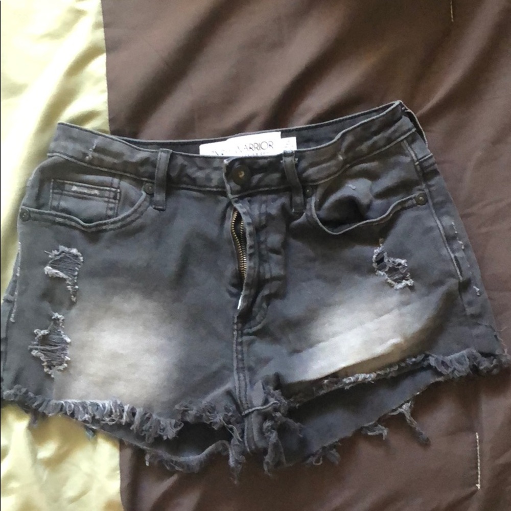 Gypsy Black jean washed shorts size 3